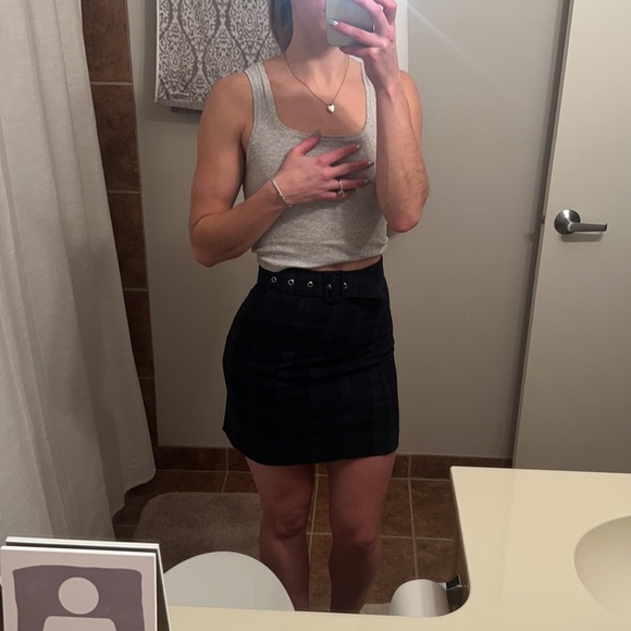 H&M Plaid Skirt - Picture 3 of 5